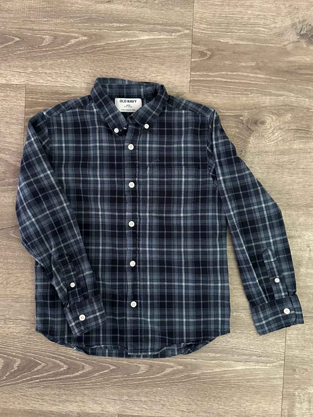 Old Navy boys  Navy Plaid Button-Down Shirt